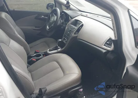 2014 Buick Verano Convenience Group z USA, uszkodzony, nr VIN 1G4PR5SK0E4116858